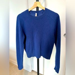 Aritzia Babaton cashmere sweater (size S)
